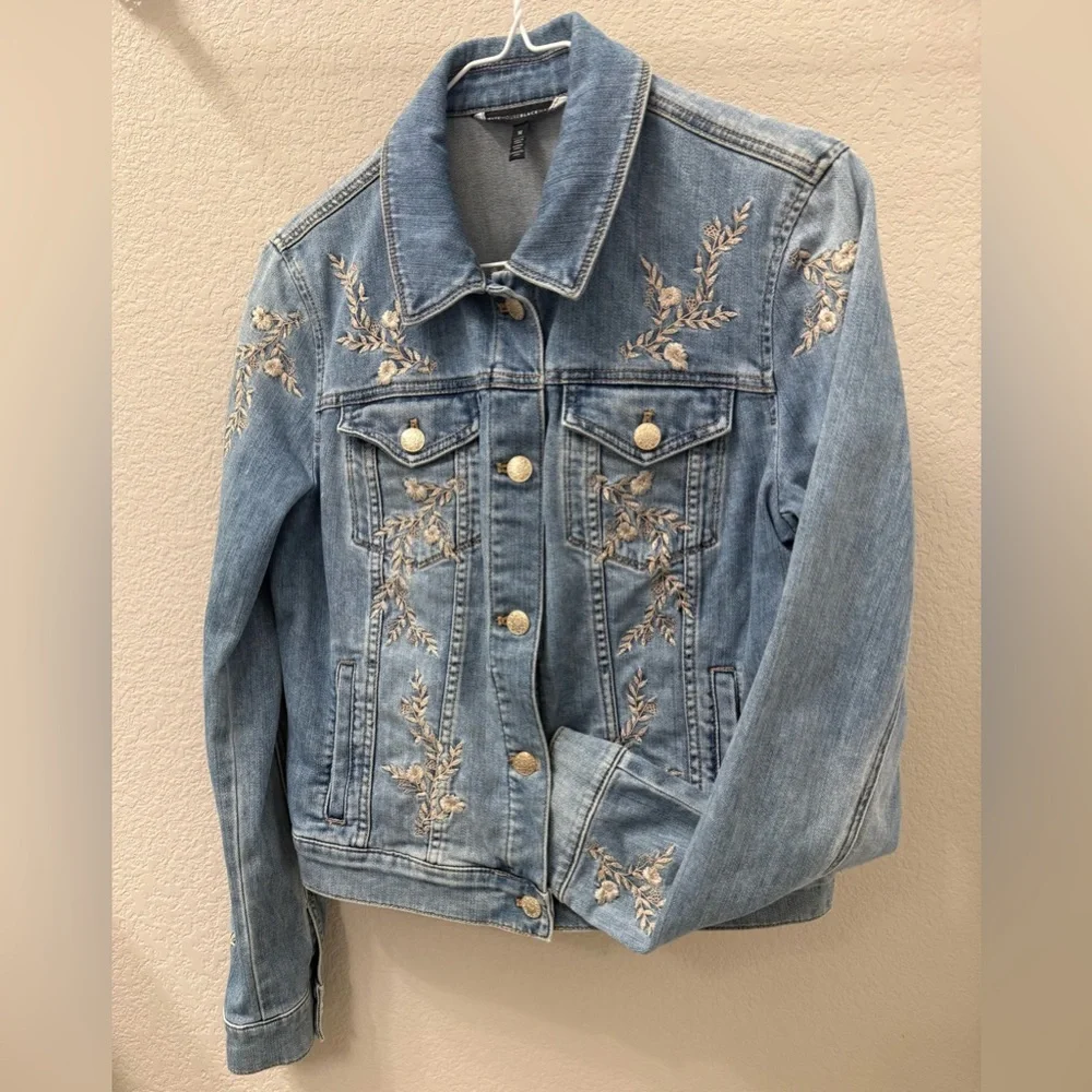 White House Black Market Light Blue Embroidered Jean Jacket 💙 - Picture 2 of 11